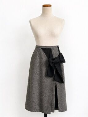 Vintage Gianfranco Ferre Wool Blend Black and White Skirt with Sash Belt